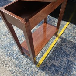 American Heritage Cherry Flip Top End Table