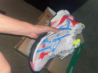 balenciaga tracks