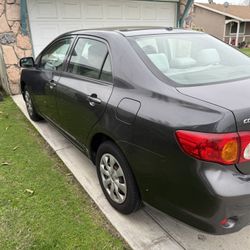  2009 Toyota Corolla S Sedan 4D