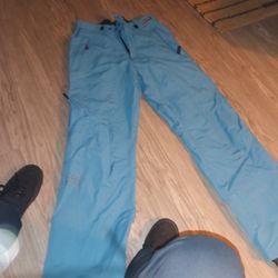 Women's Size Large Snowboarding Pants In New Condition