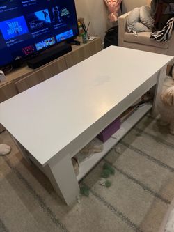 White Lift Top Coffee Table