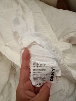 DKNY King Duvet Cover White-textured