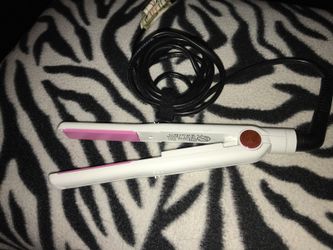 Ultra smooth hair straightener mini