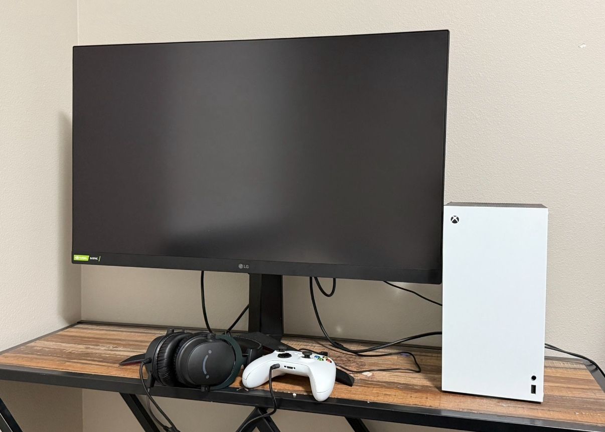 FOR SALE!!: Xbox Series X (DIGITAL VERSION) ALL INCLUDED