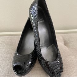 Stuart Weitzman PeepToe Pump  Size 6