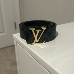 Louis Vuitton belt 