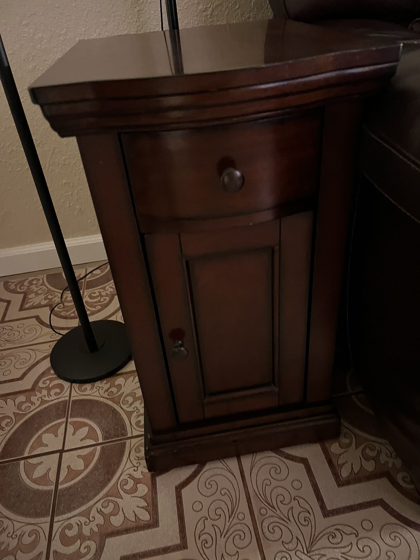 2 Living Room Side Tables (Costco)