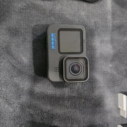 GoPro 11 black barely used it got something different everything works perfect comes with extra battery and a couple accessories