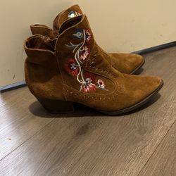 Women Boots