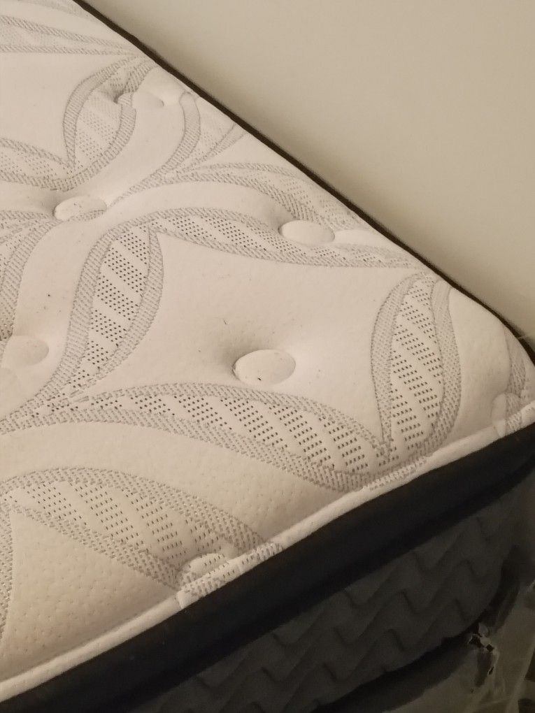 Mattress And Box Spring