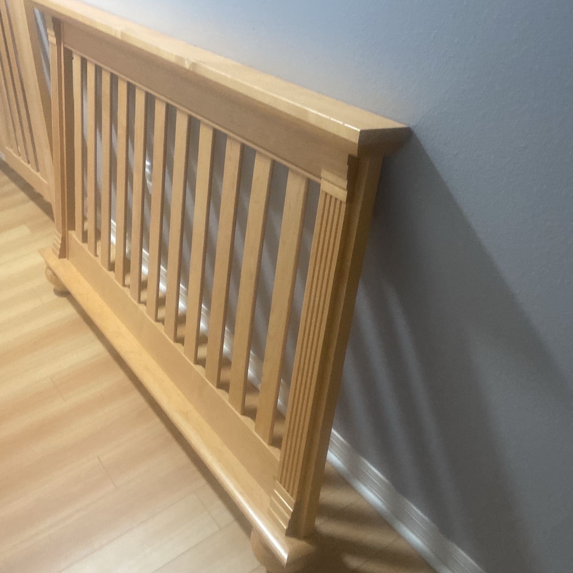Baby Caché Crib That Converts To Full Size Bed