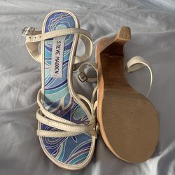 New unused white Steve Madden heels $15