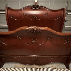 Disney Princess Cherry Wood Bedroom Set – Bed, Dresser, Mirror, Nightstand