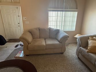 Couch and Love Sest