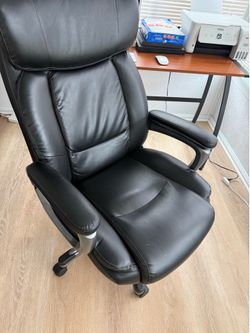 2 Black Leather Office Chairs – Comfortable, Adjustable – Moving Sale