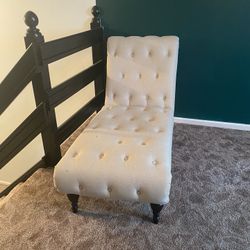Gorgeous chaise 