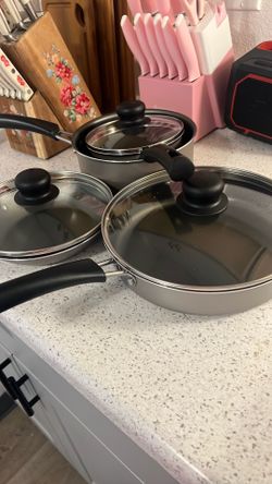 Pot and pan set