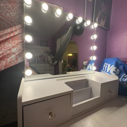 Makeup Vanity 