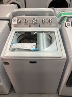 Auto-Sensing Quick Wash Washer By Maytag