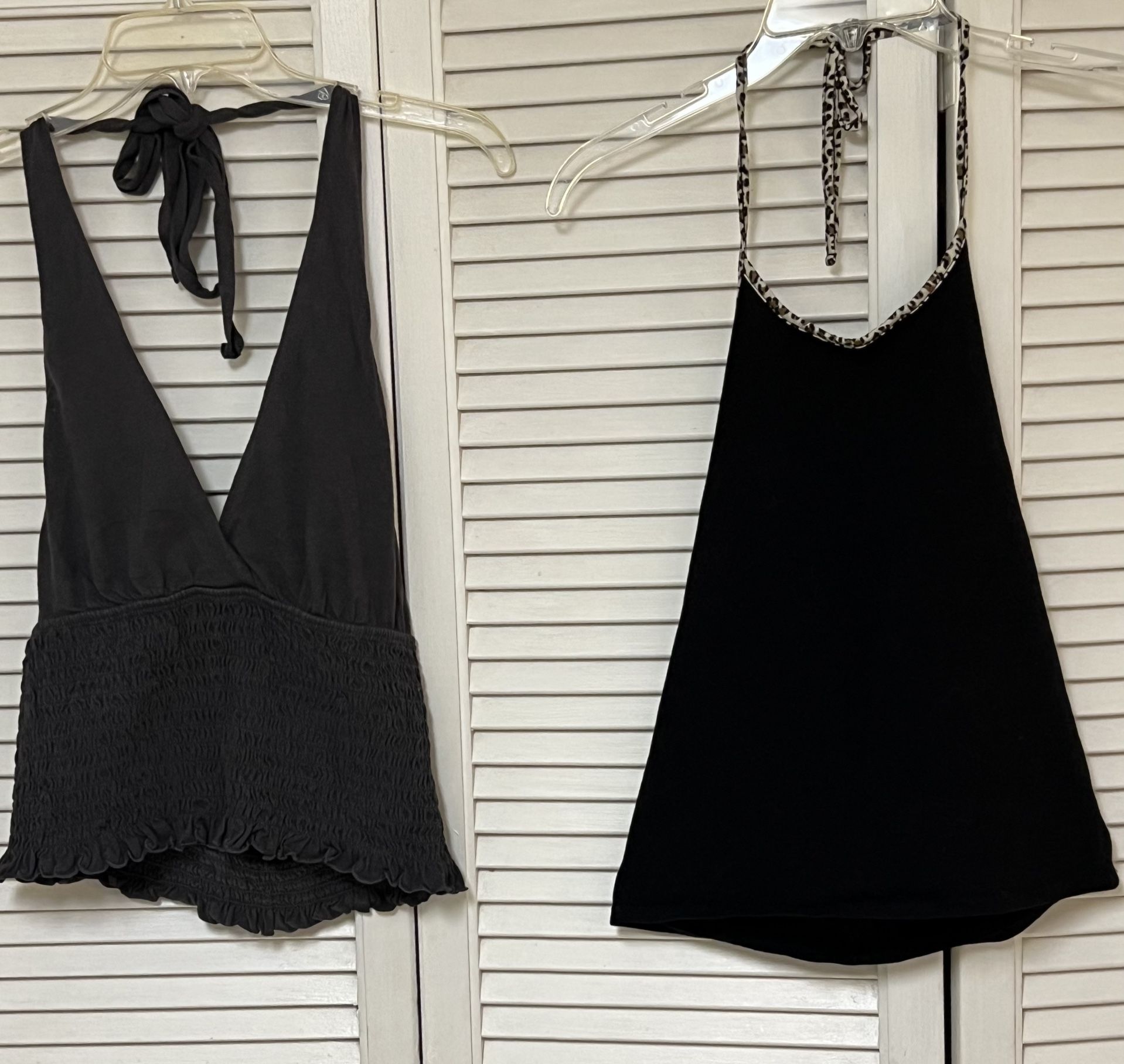 Lot of 2 American Eagle Black Cropped Halter Tops - Medium - VGUC