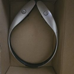     Bluetooth  Headset   around   Neck