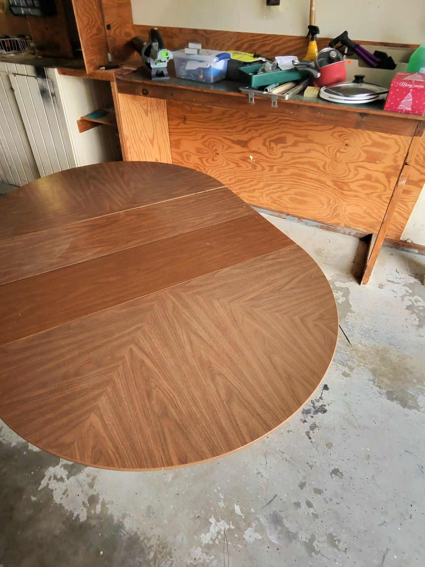 Cool Table Good Deal 