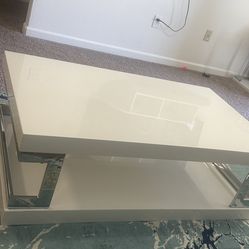1 coffee table and 2 side table tables