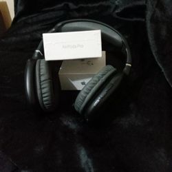 Pro Air Premium Bluetooth Headphones 