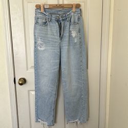 American Eagle Light Blue Faded Denim Washed Relaxed Jeans 