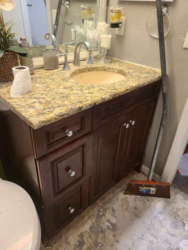 Bathroom vanity for Sale in Tampa, FL OfferUp