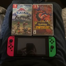 Nintendo Switch Console + Joy-Cons + Pokémon Scarlet & Arceus