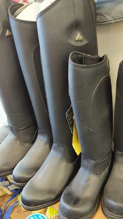 MOUNTAIN HORSE NEW BOOTS