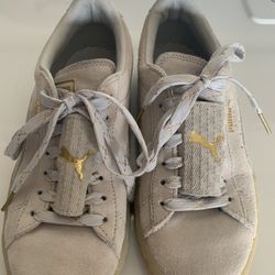 Suede With Gold Puma Size 6 Women