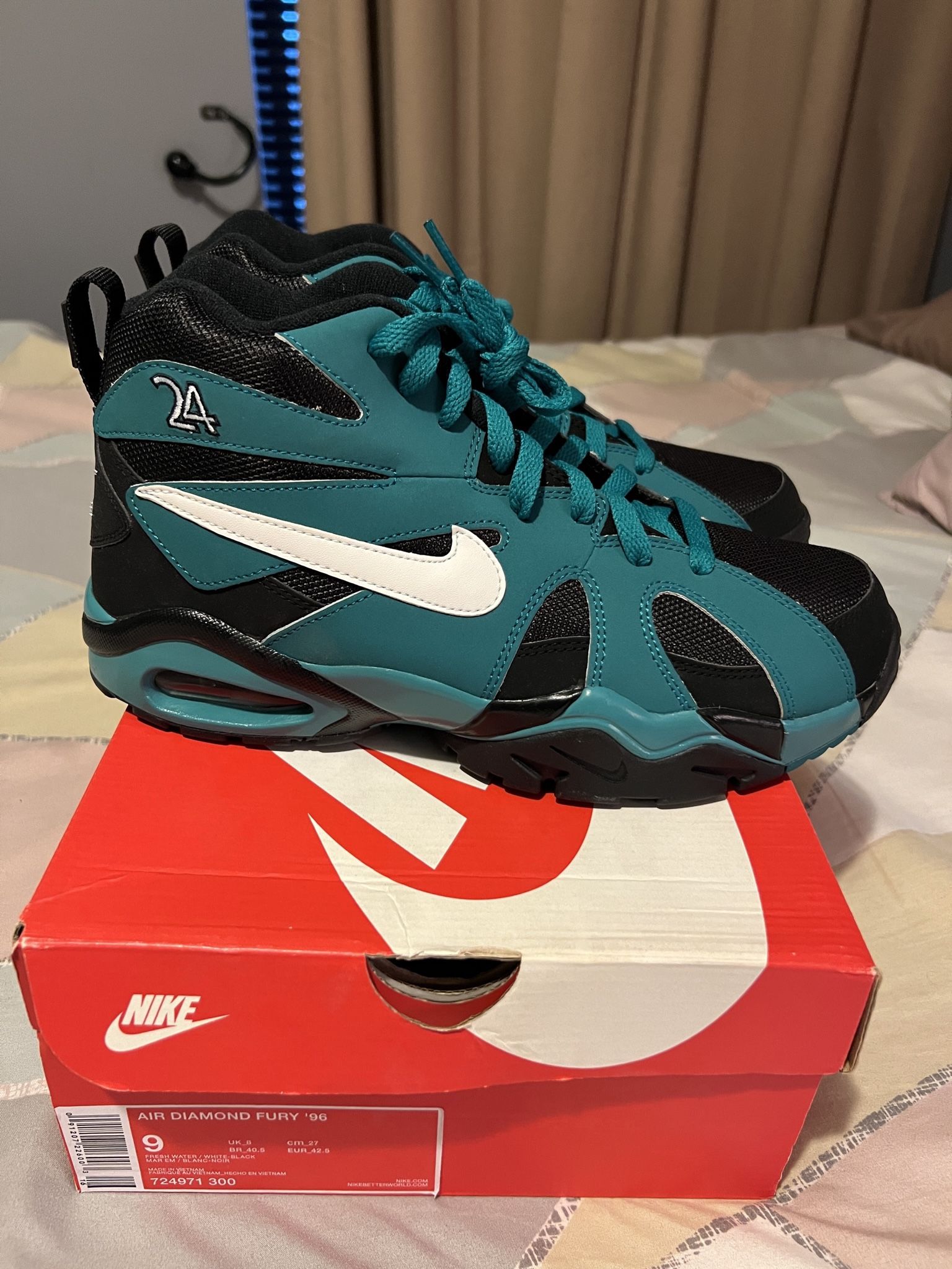 Nike Air Diamond Turf 96