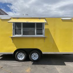 Food Trailers Ready To Go