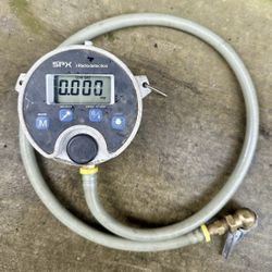 SPX Radiodetection Digital Pressure Gauge Dielectric 0-29.99 PSI