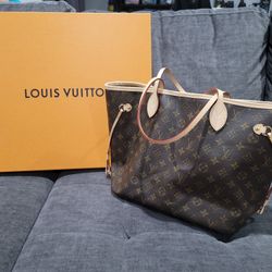 100% Authentic Louis Vuitton Neverfull MM Tote Shoulder Bag Monogram