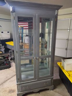Curio cabinet