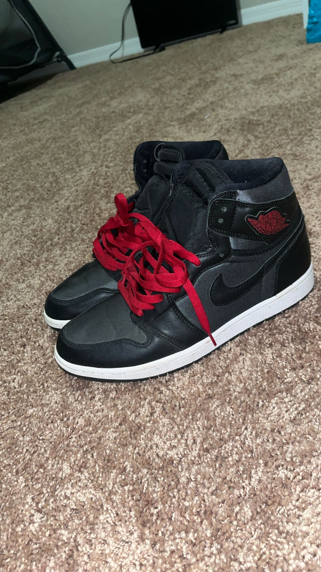 Jordans 1s