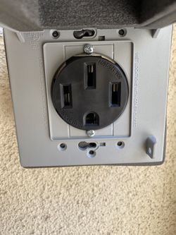1450 nema outlet
