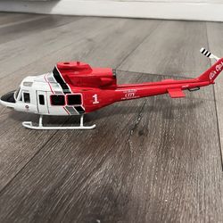 Diecast  Code 3 Los Angeles county Fire Department Bell 412 Helicopter  1/48 Scale missing Rotor blades 