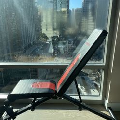 Adjustable Weight Bench 