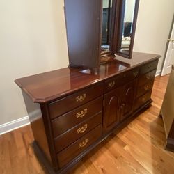 2 , Nightstand , Dresser Mirror