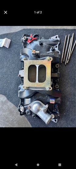 Edelbrock Performer Small Block Chevy aluminum intake