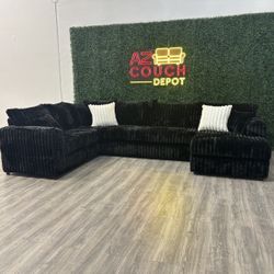 Black Sectional Couch - Free Delivery 🚚 