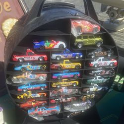 20 Nascar Cars in Hotwheels Case