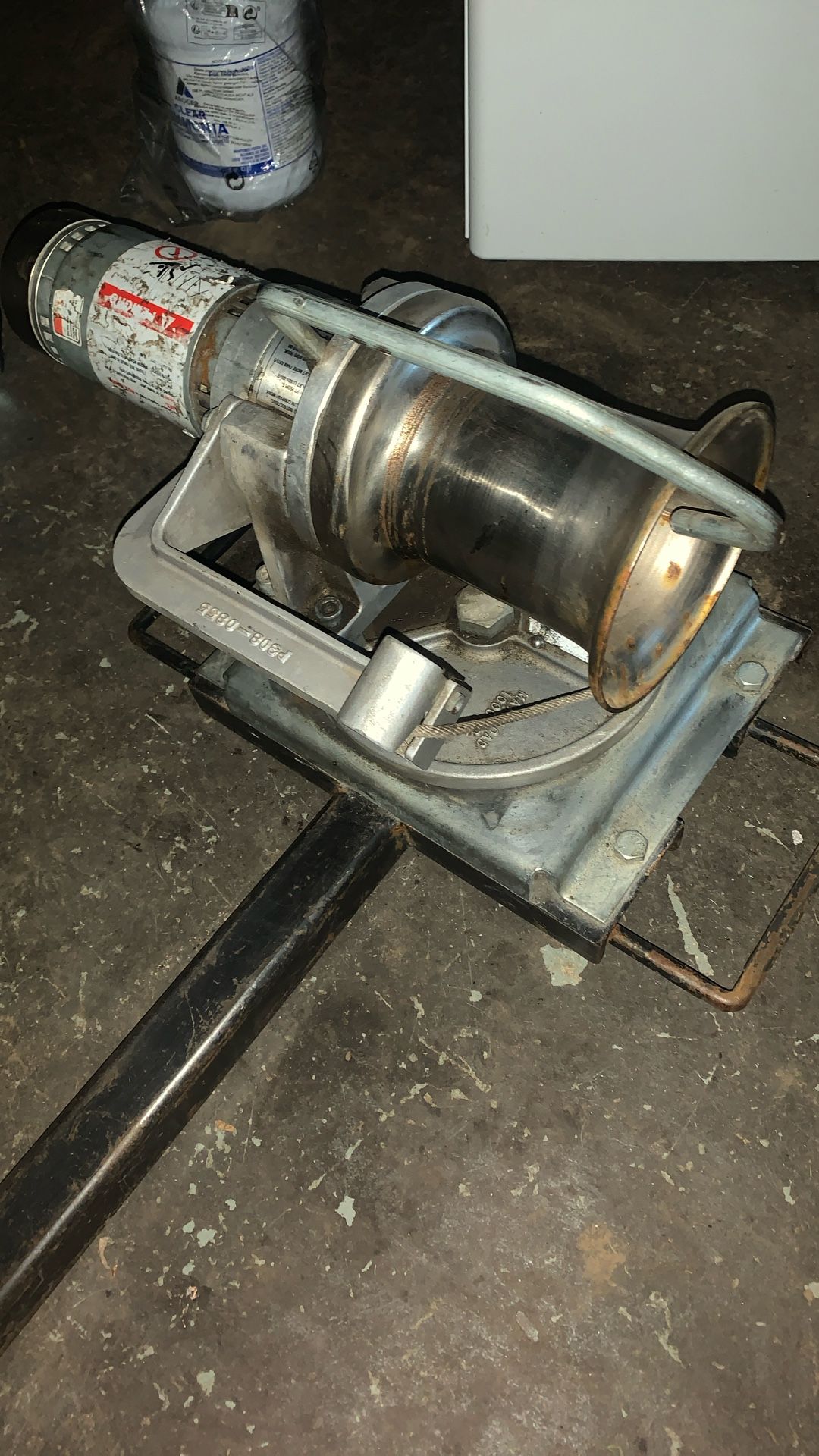 AB Chance capstan hoist,