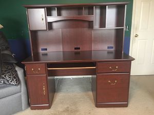 New And Used Desk With Hutch For Sale In Dayton Oh Offerup