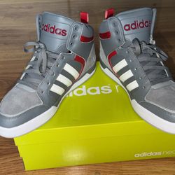 Adidas (Raleigh 9TIS MID) Size “11” ($60)