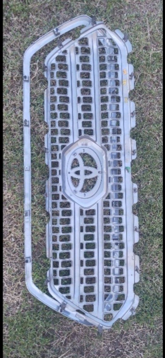 PARRILLA PARA TOYOTA TACOMA 2014 2022